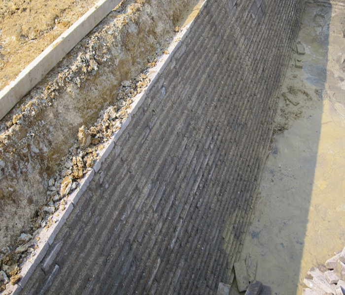 南昌市建筑設(shè)計(jì)研究院總部辦公大樓工程筏板基礎(chǔ)下柱墩磚胎膜